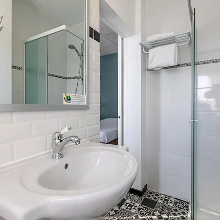 Hotel Saint Maurice-3